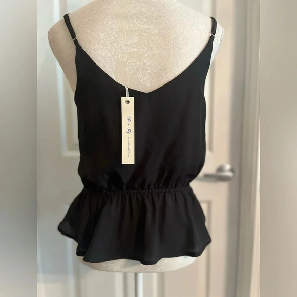 SHE + SKY Black Scoop‎ Neck Sleeveless Layered Tiered Tank Top - M. NWT - Picture 5 of 13